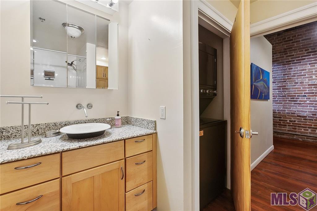 528 Baronne Street #402, New Orleans, Louisiana image 11