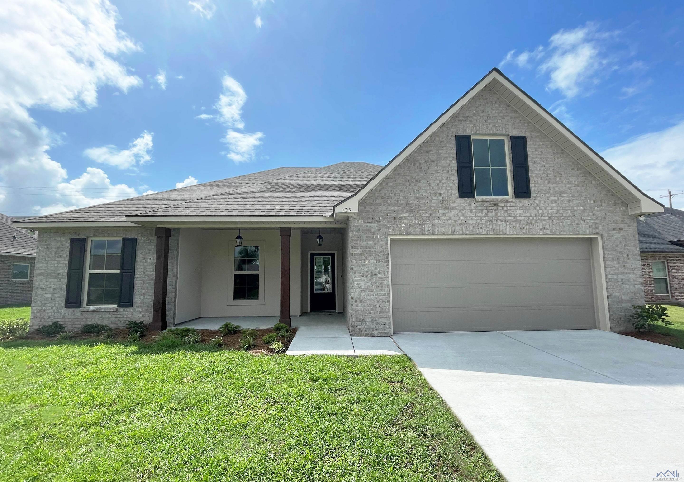 135 Horis Drive, Houma, Louisiana image 1