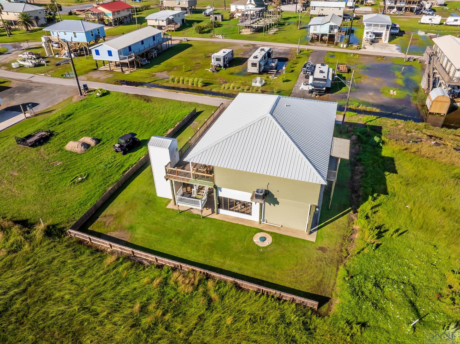 126 Dee Lane, Grand Isle, Louisiana image 3