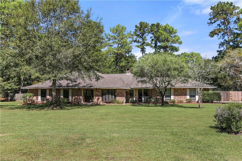 442 Parlange Drive, Pearl River, Louisiana image 1