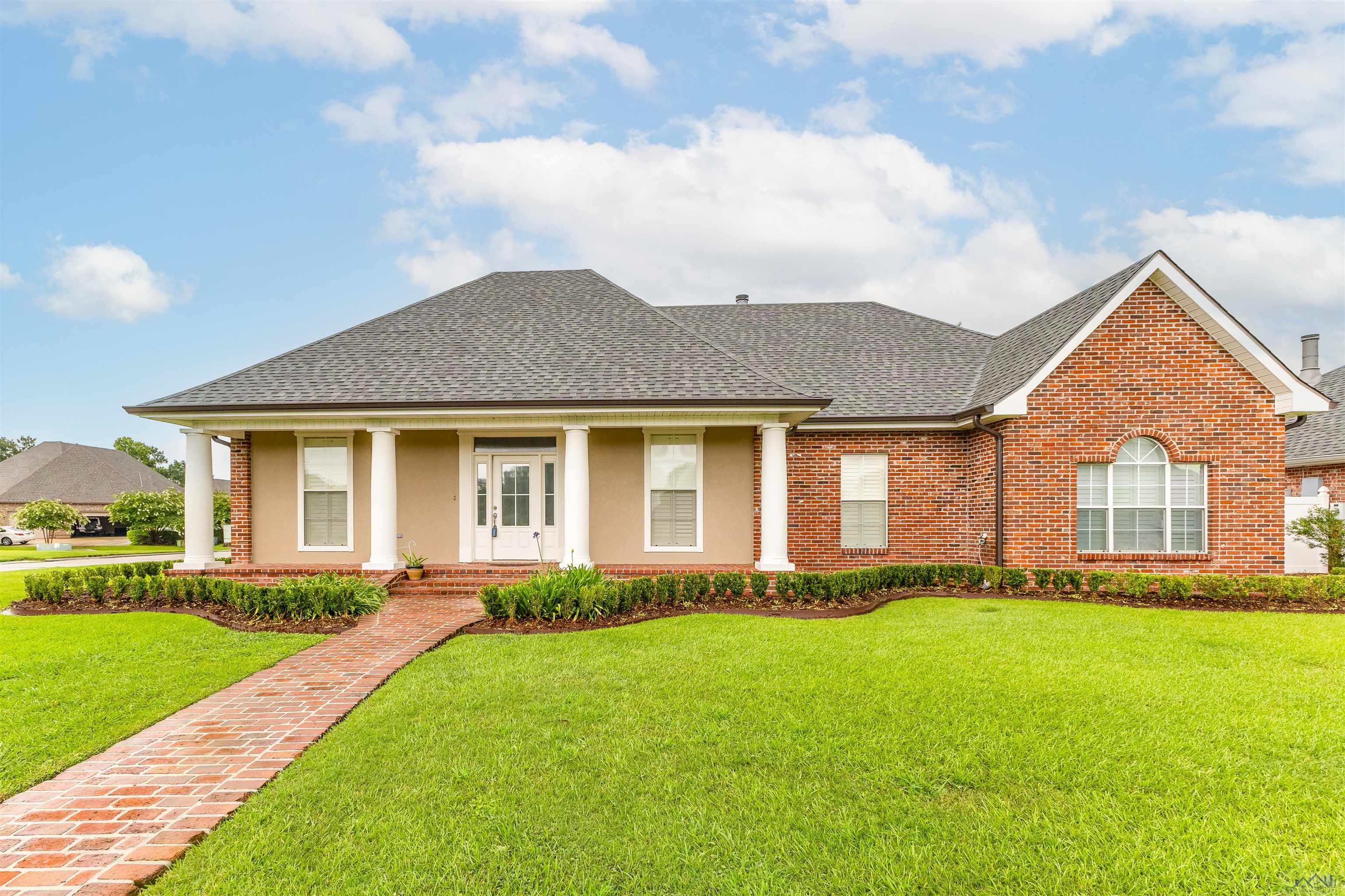 101 Regency Lane, Houma, Louisiana image 1