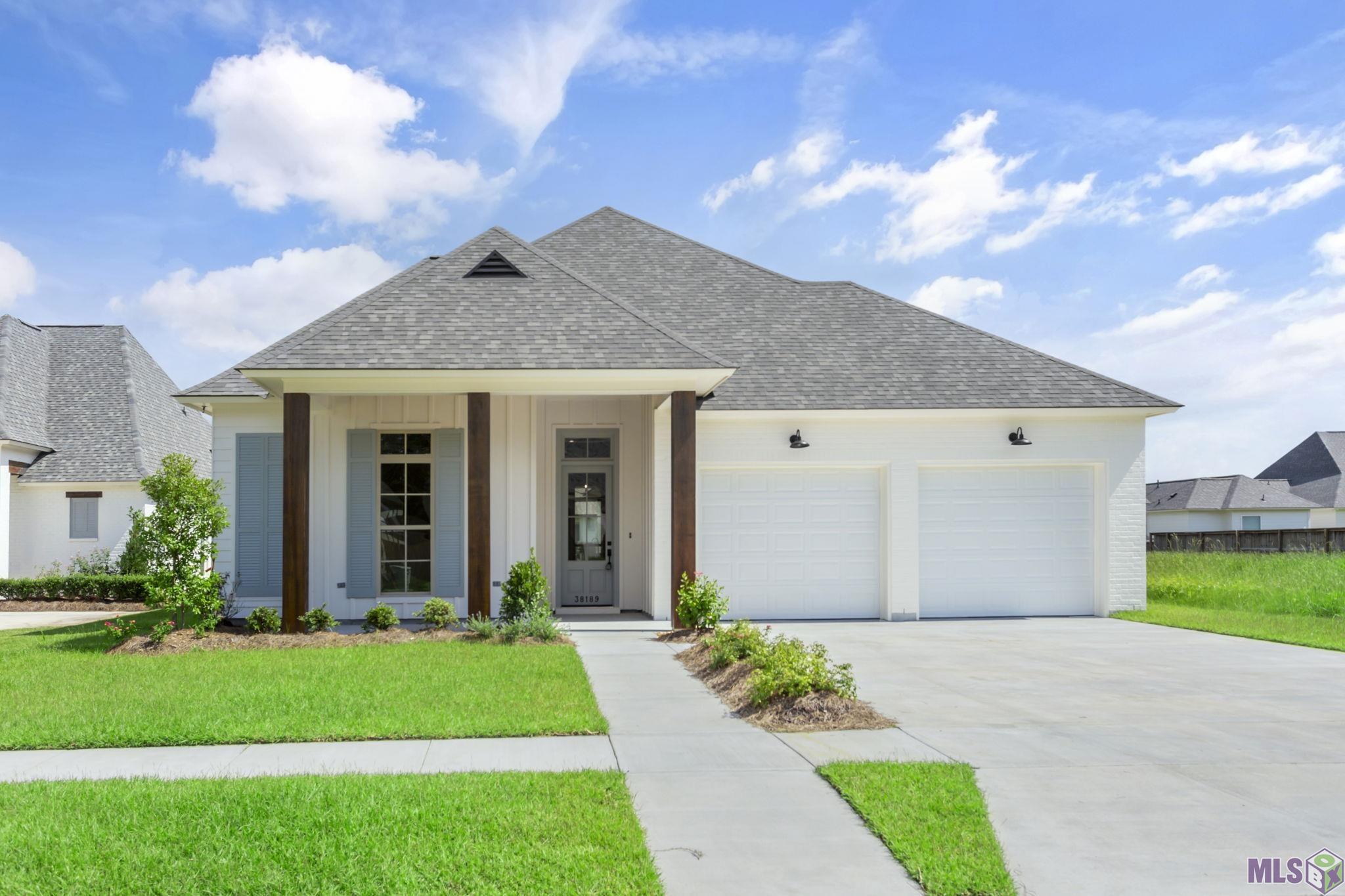 38189 Woodland Trail Dr, Prairieville, Louisiana image 1