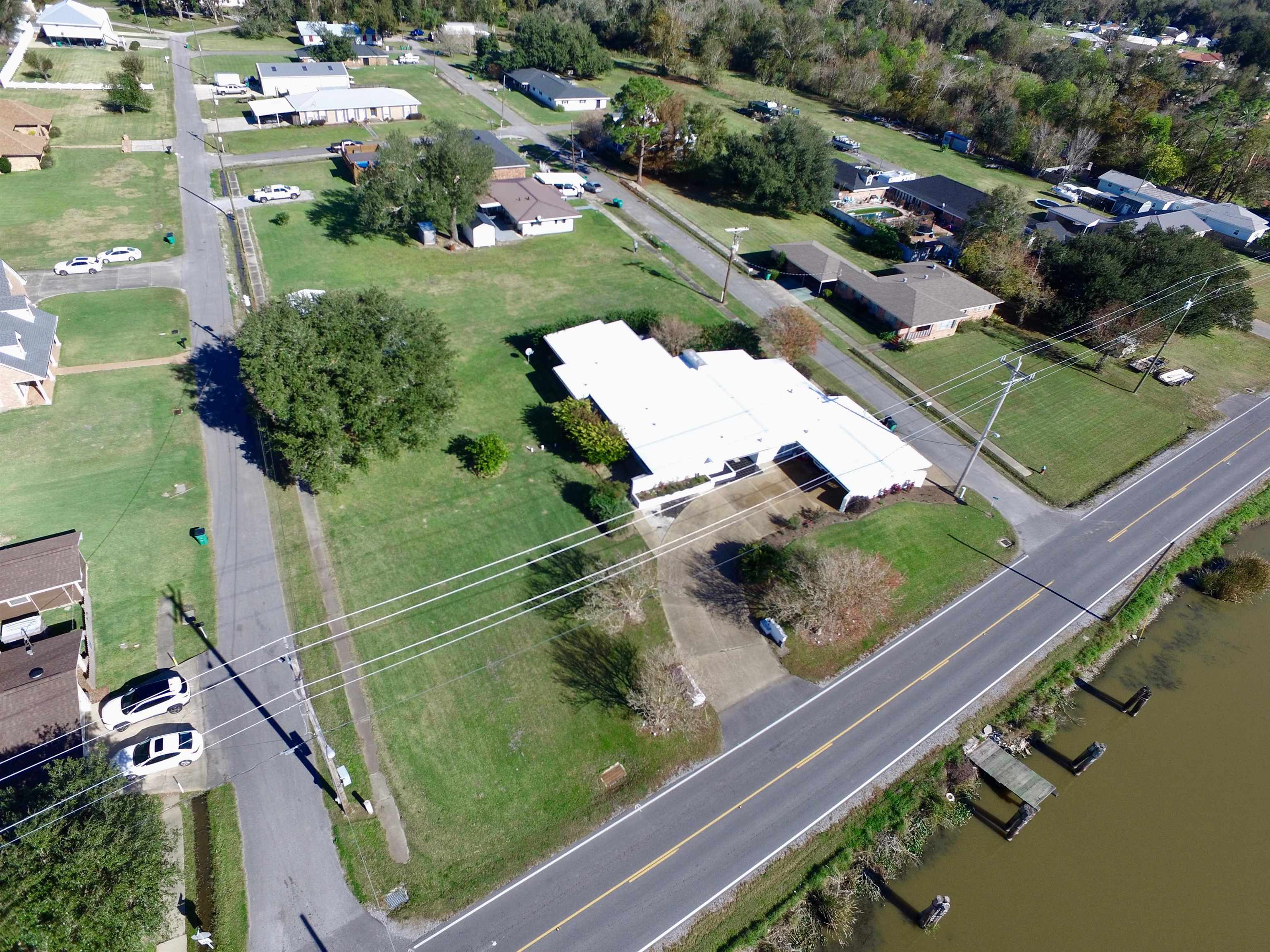 18653 East Main Street, Galliano, Louisiana image 25