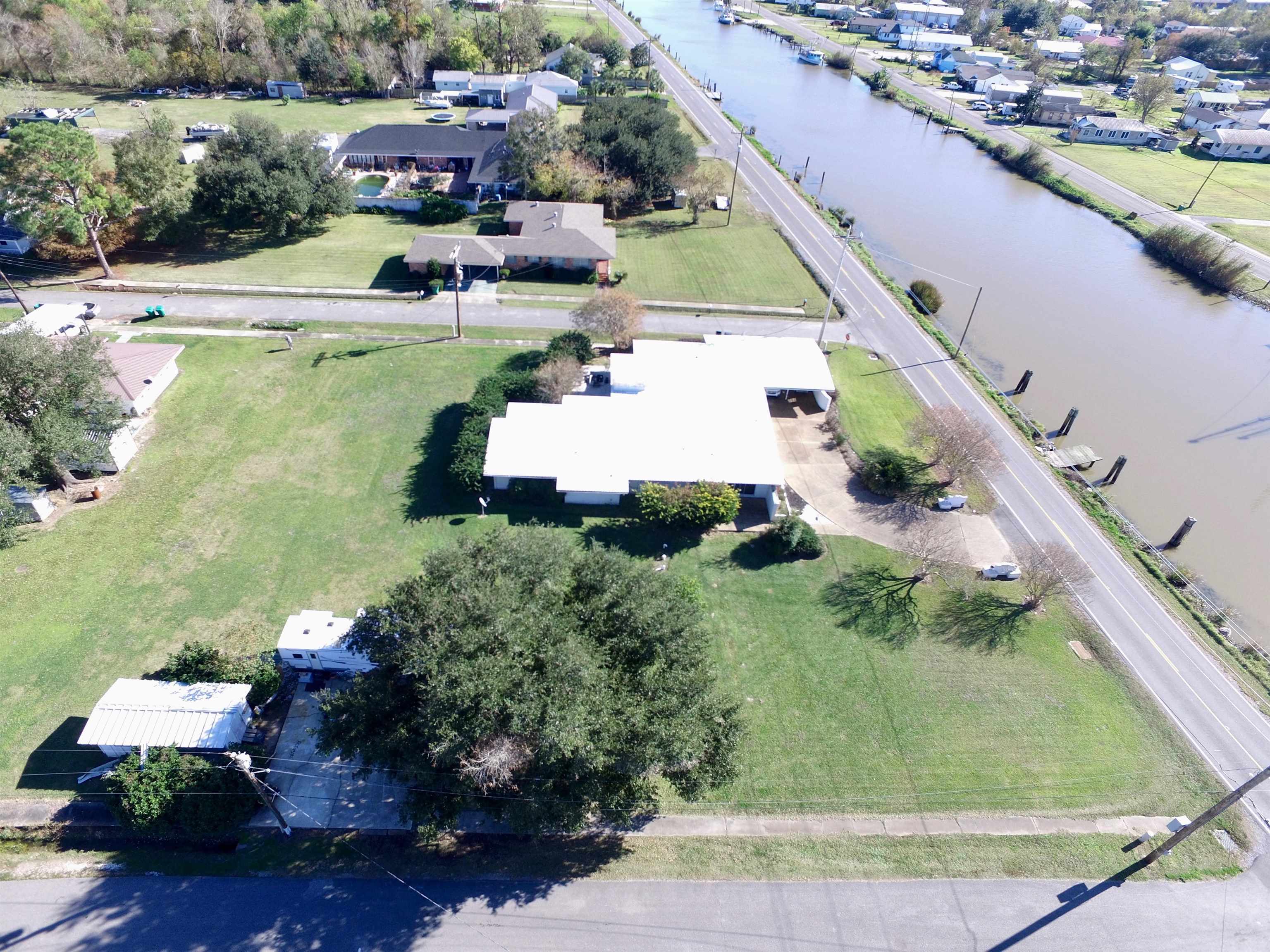 18653 East Main Street, Galliano, Louisiana image 32