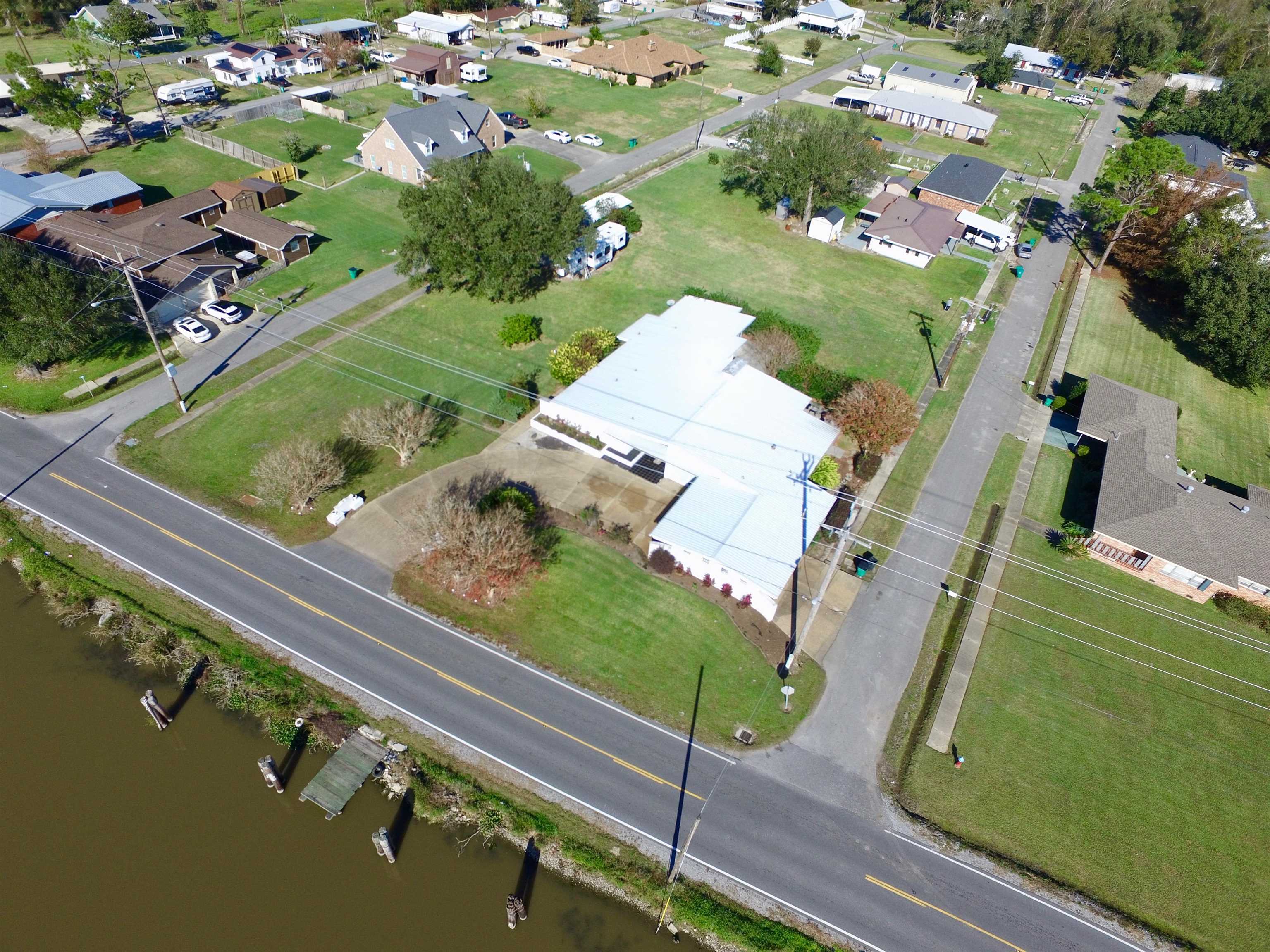 18653 East Main Street, Galliano, Louisiana image 27