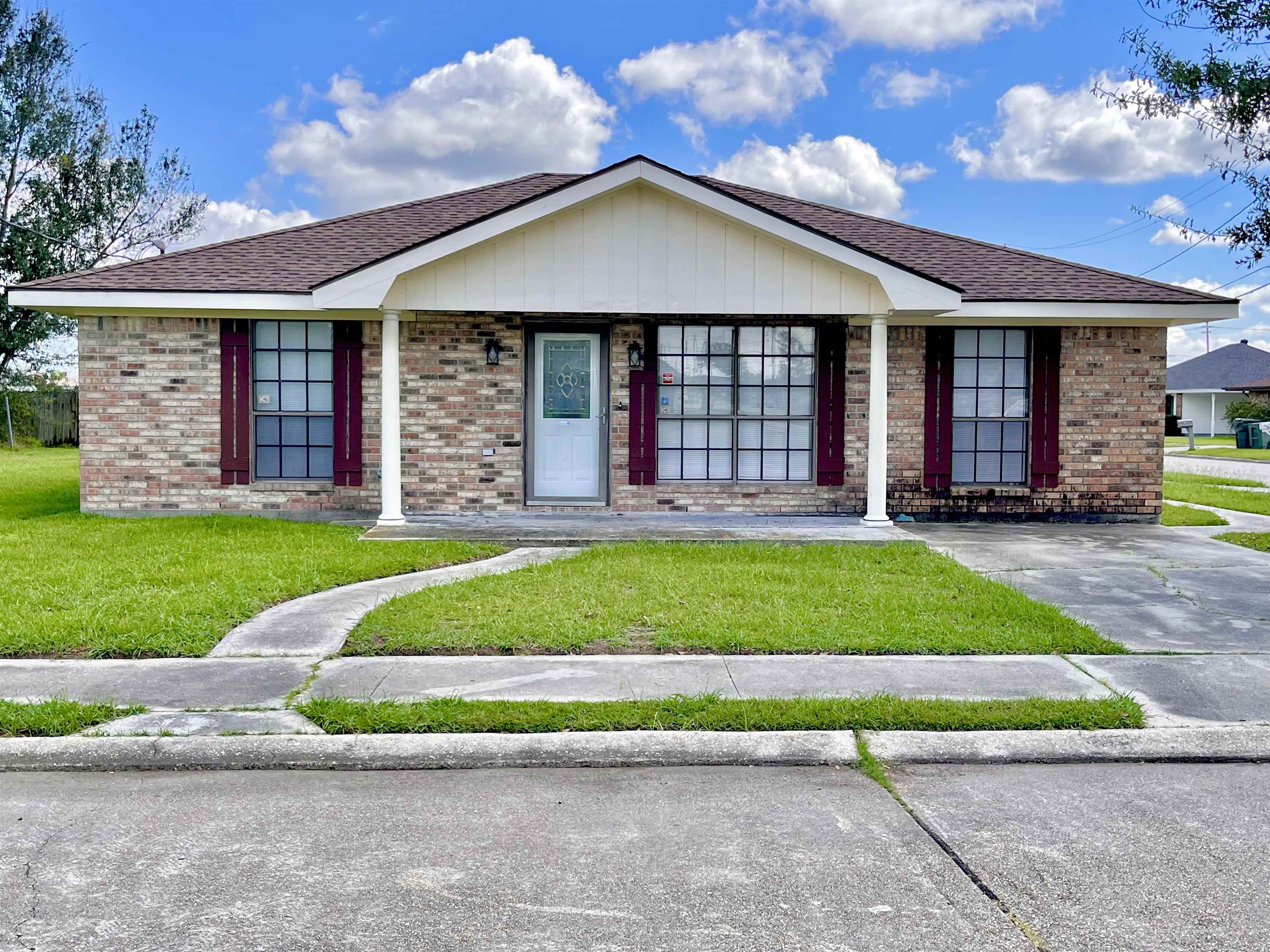 3000 Spruce Circle, Houma, Louisiana image 1