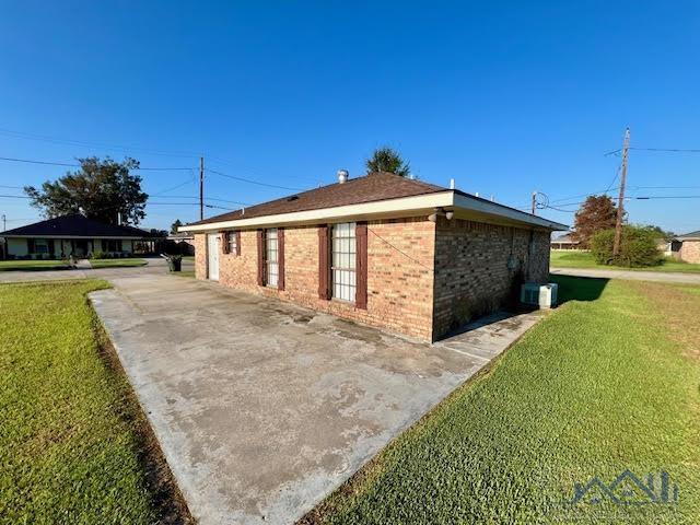 3000 Spruce Circle, Houma, Louisiana image 12