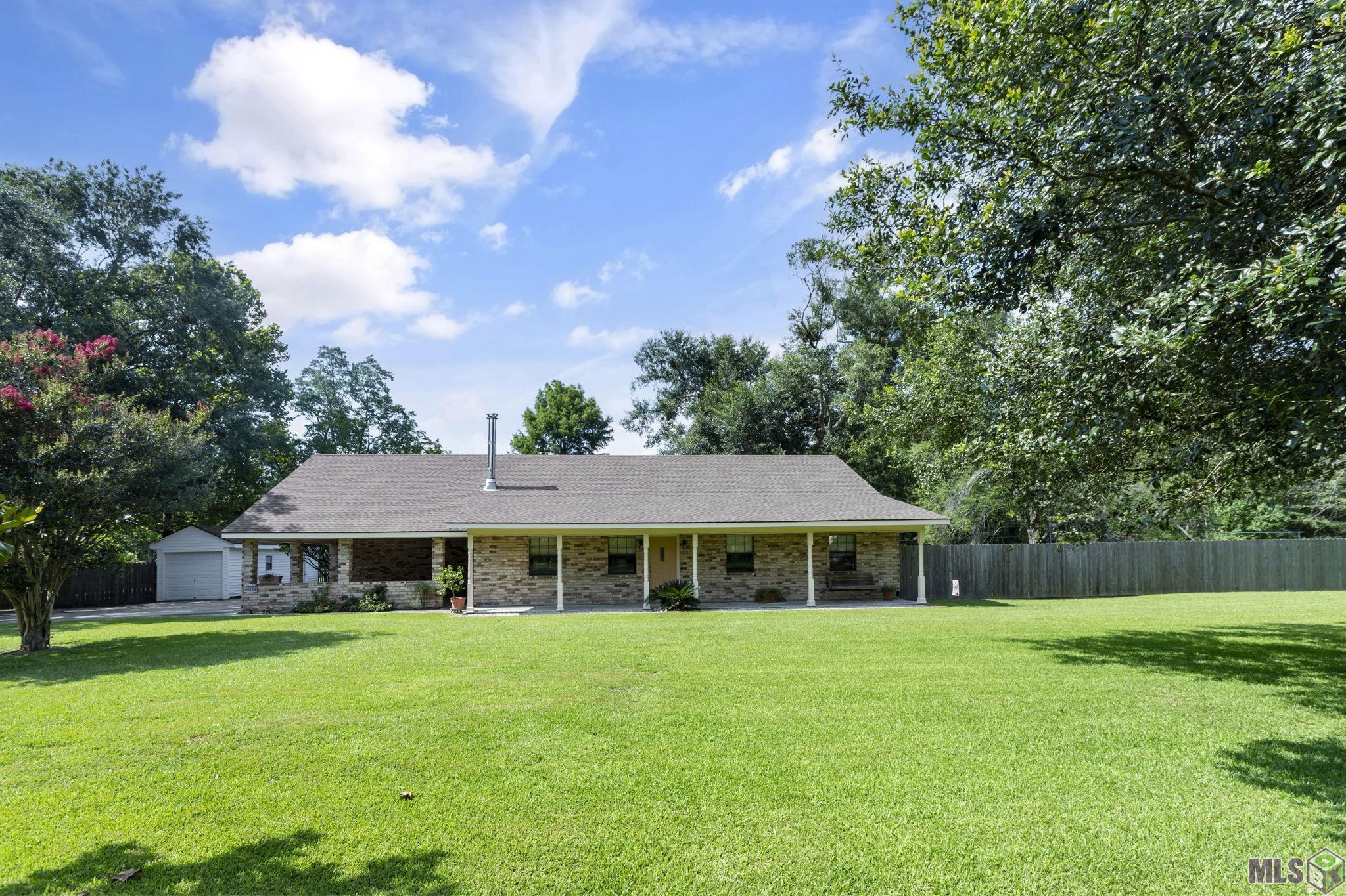 40114 Woodland Ave