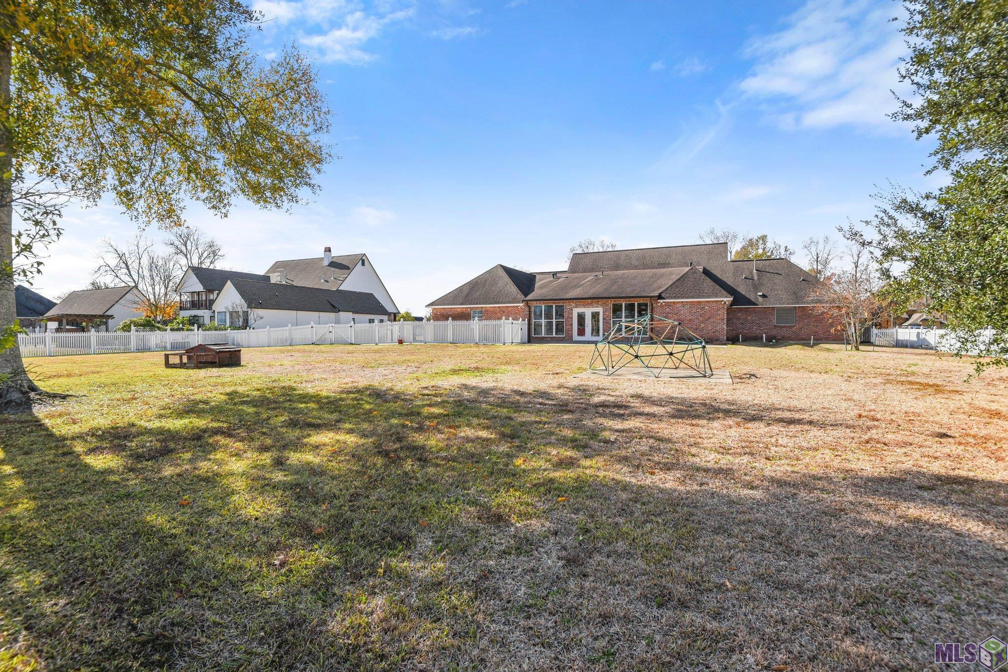 7530 St Johns Dr, Gonzales, Louisiana image 30