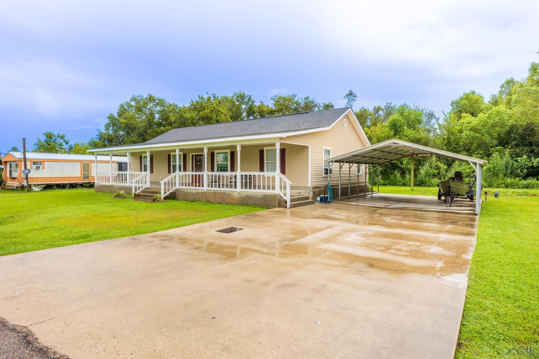 569 St Ann St, Raceland, Louisiana image 2