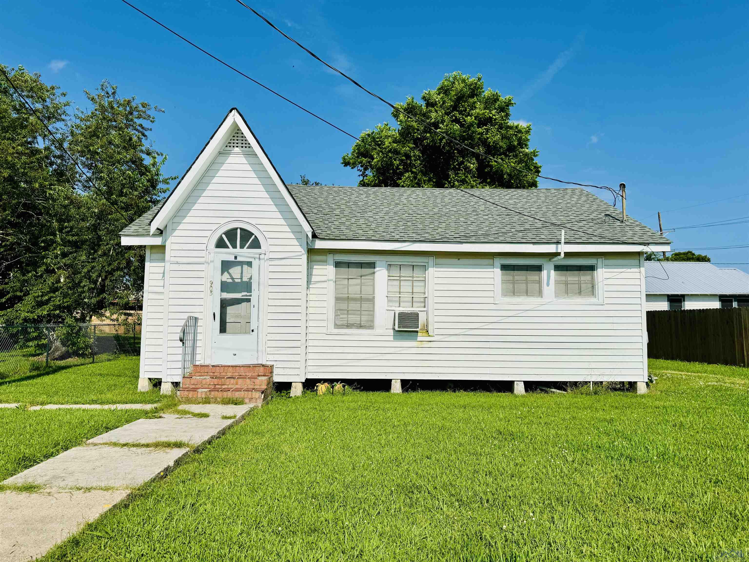 903&901 Williams Ave, Houma, Louisiana image 1