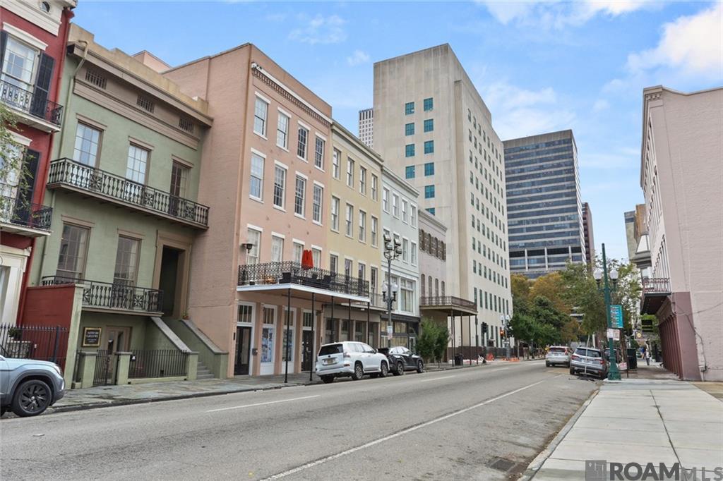 717 Camp Street, New Orleans, Louisiana image 4