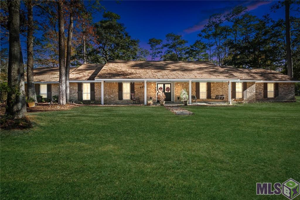 500 E Blue Jay Court, Slidell, Louisiana image 1