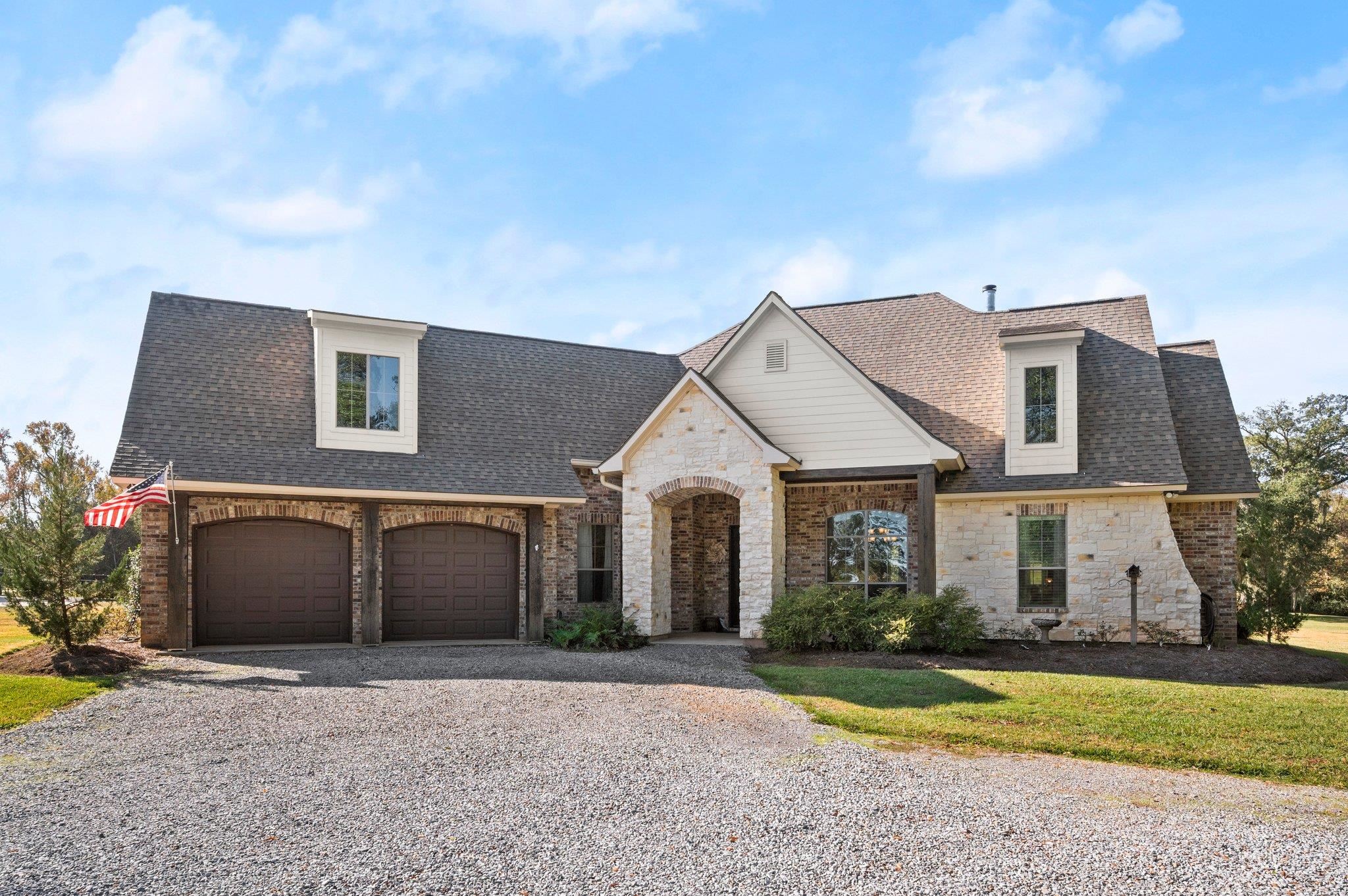 1242 Kings View Cir, Jackson, Louisiana image 3