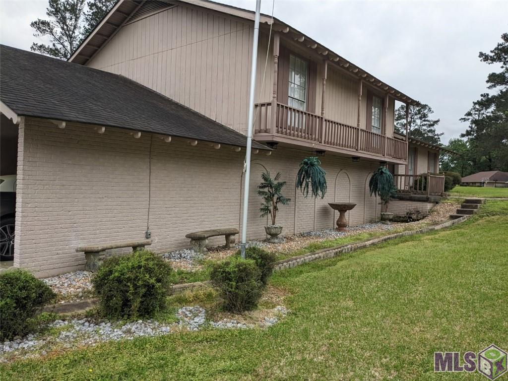 303 Hermitage Drive, Pineville, Louisiana image 2