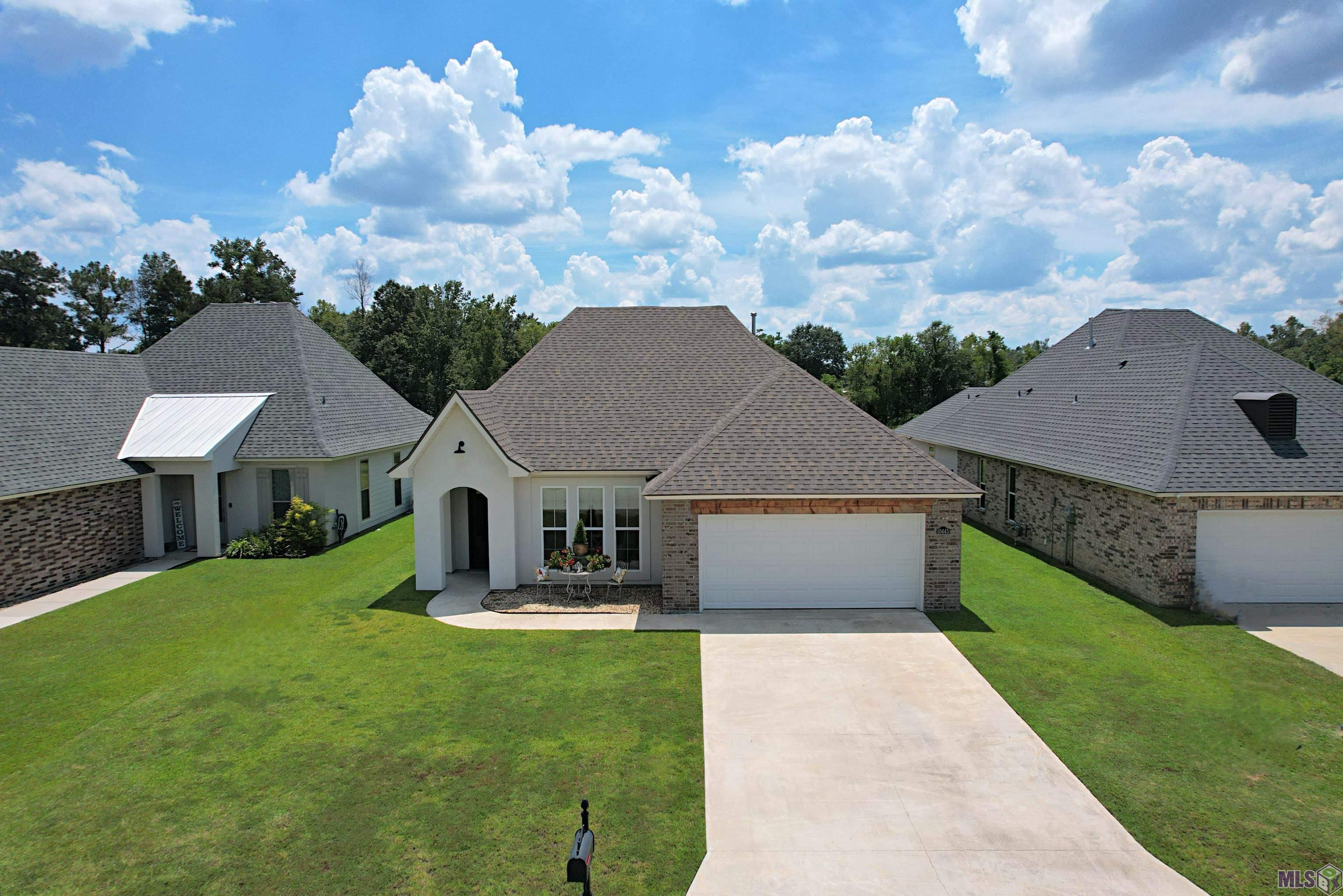 10445 Highland Lakes, Denham Springs, Louisiana image 3