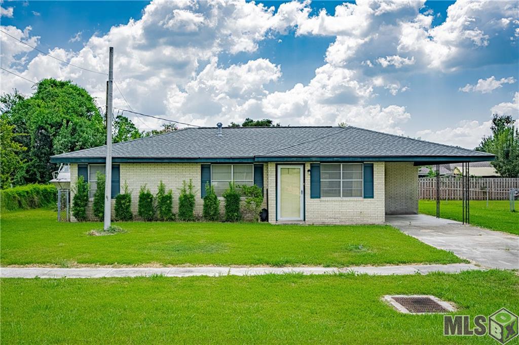 413 Twin Oaks Drive, Raceland, Louisiana image 1