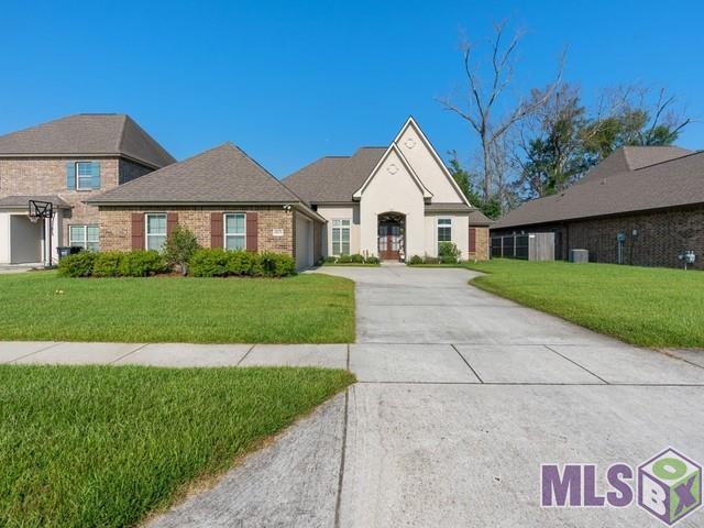 18133 River Landing Drive, Prairieville, Louisiana image 1