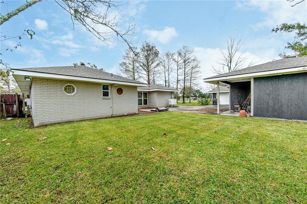 318 Estate Drive, Houma, Louisiana image 2