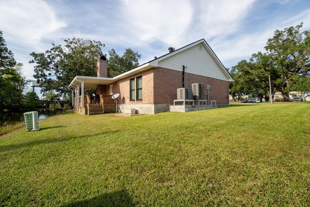 202 Racquet Lane, Houma, Louisiana image 15