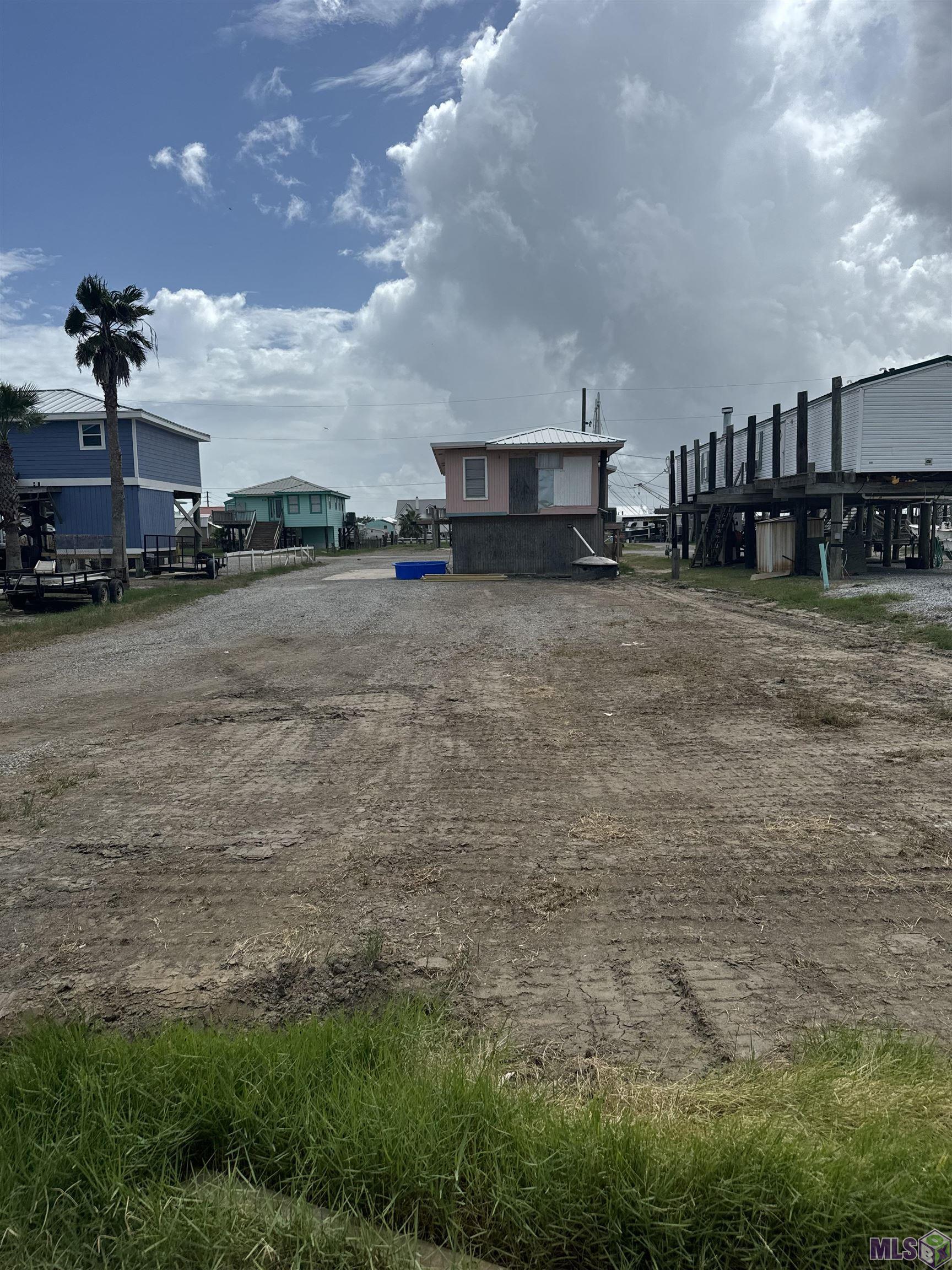 118 Chi Chi Lane, Grand Isle, Louisiana image 2