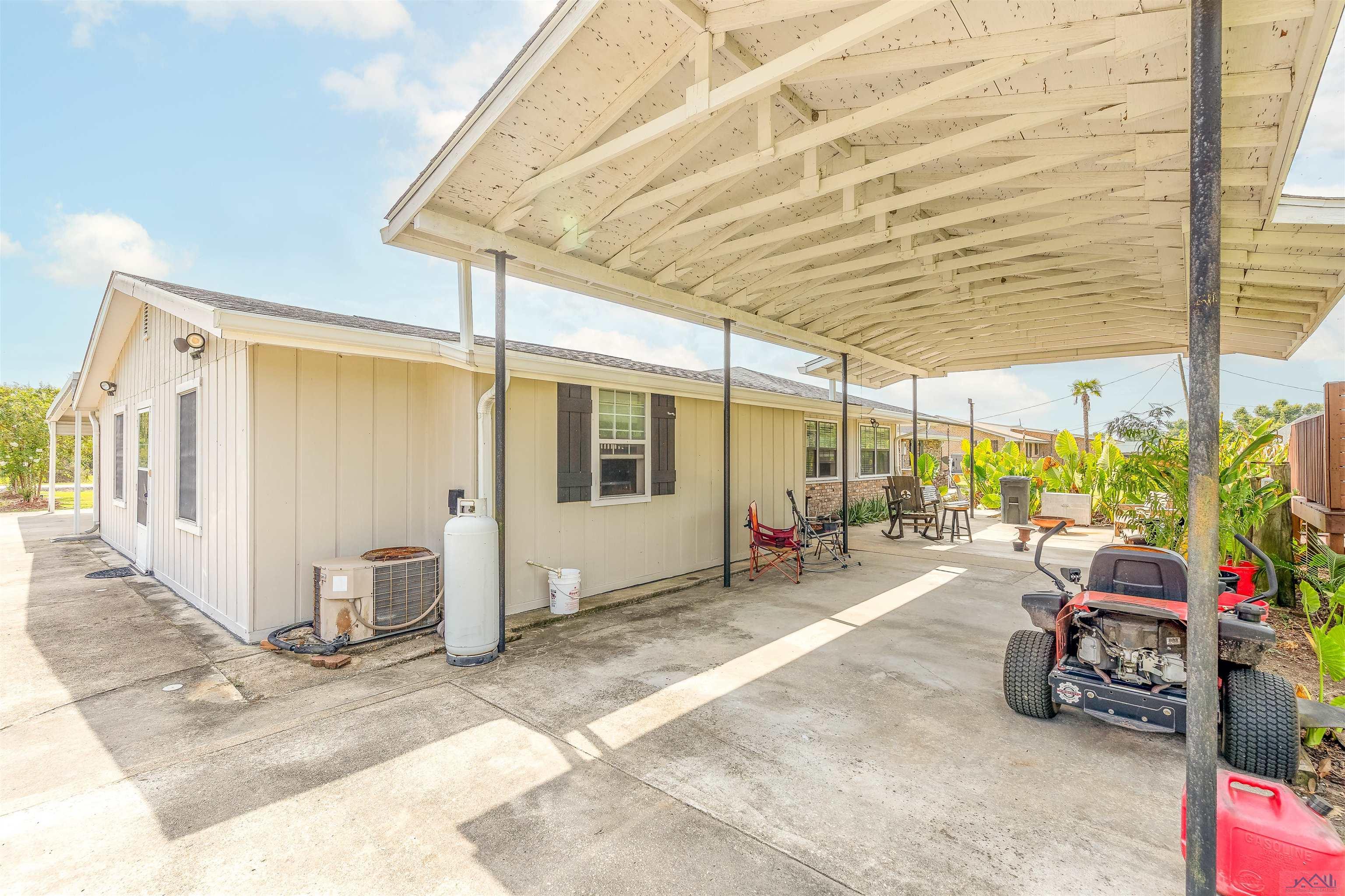 336 West 23rd Street, Larose, Louisiana image 5