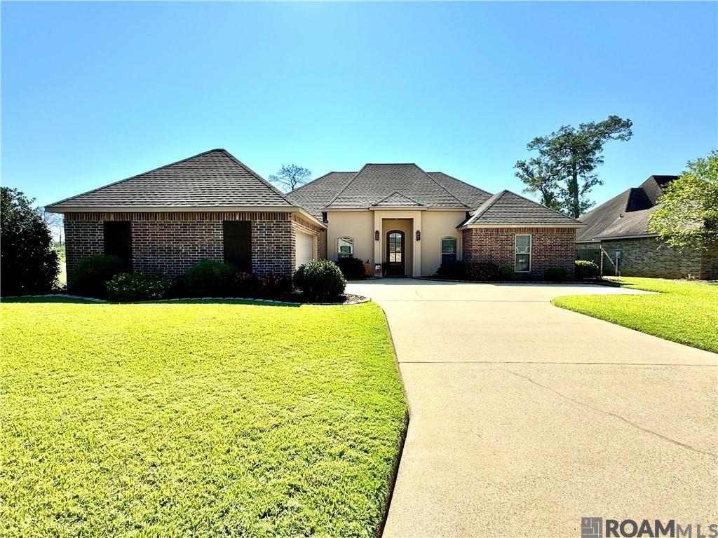 124 Clubhouse Drive, Woodworth, Louisiana image 1