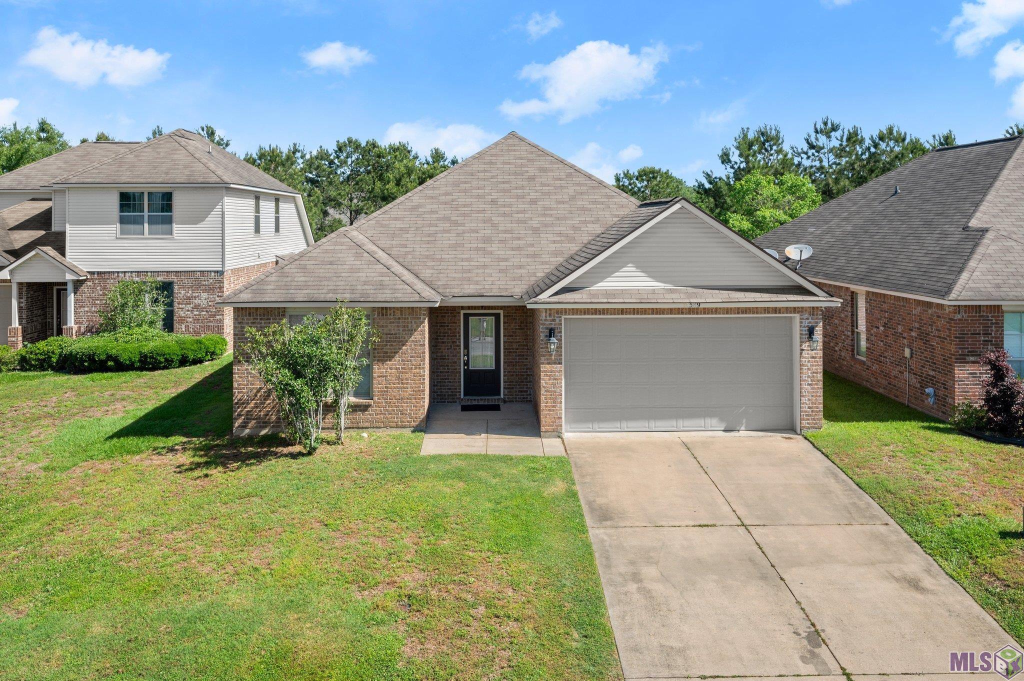 10589 Dodger Dr, Denham Springs, Louisiana image 2