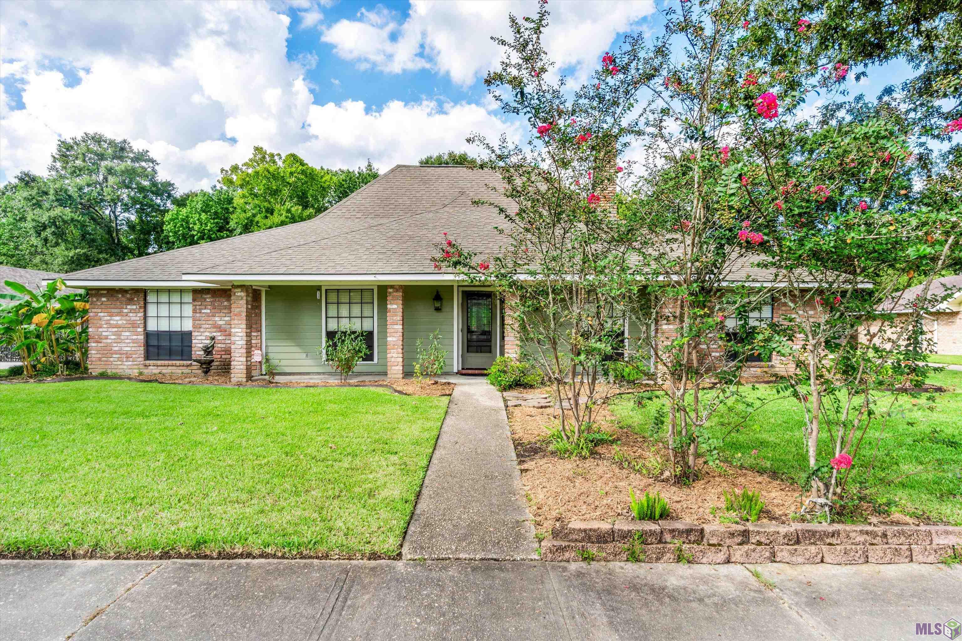 12407 Lake Sherwood Ave, Baton Rouge, Louisiana image 1