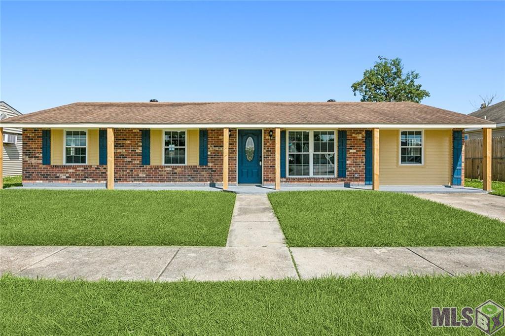 5713 Third Street, Violet, Louisiana image 1