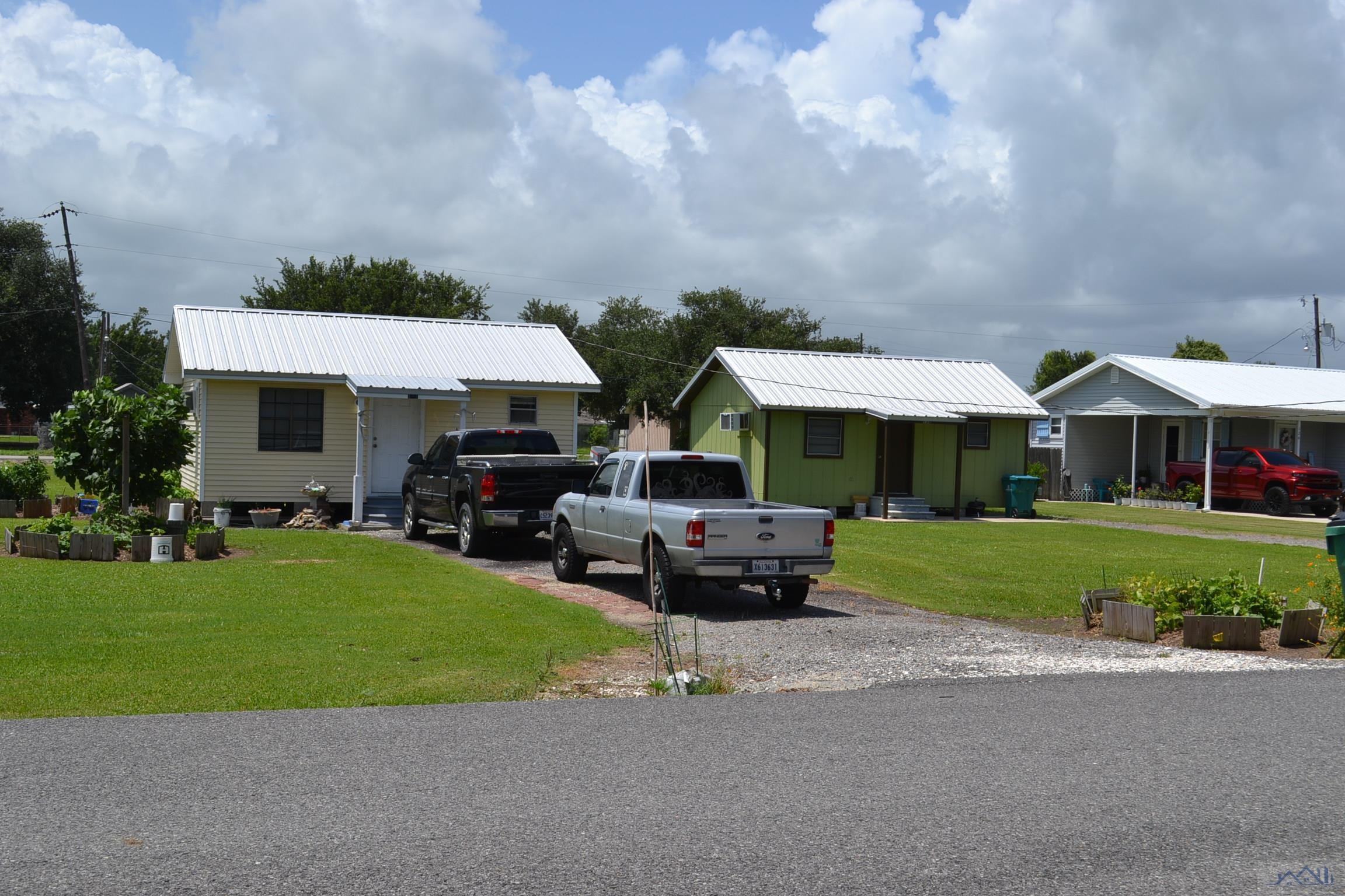 138 Armand St, Golden Meadow, Louisiana image 1