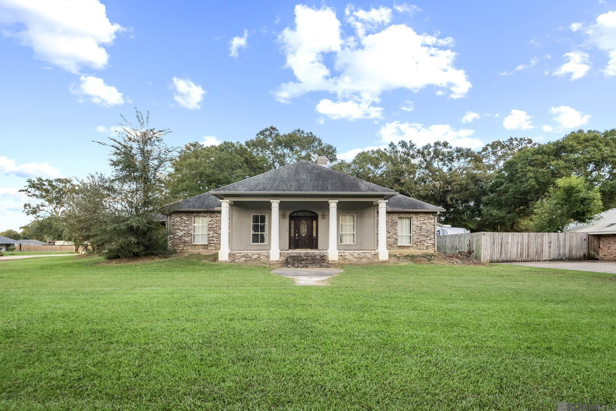 13208 Bridlewood Dr, Greenwell Springs, Louisiana image 16