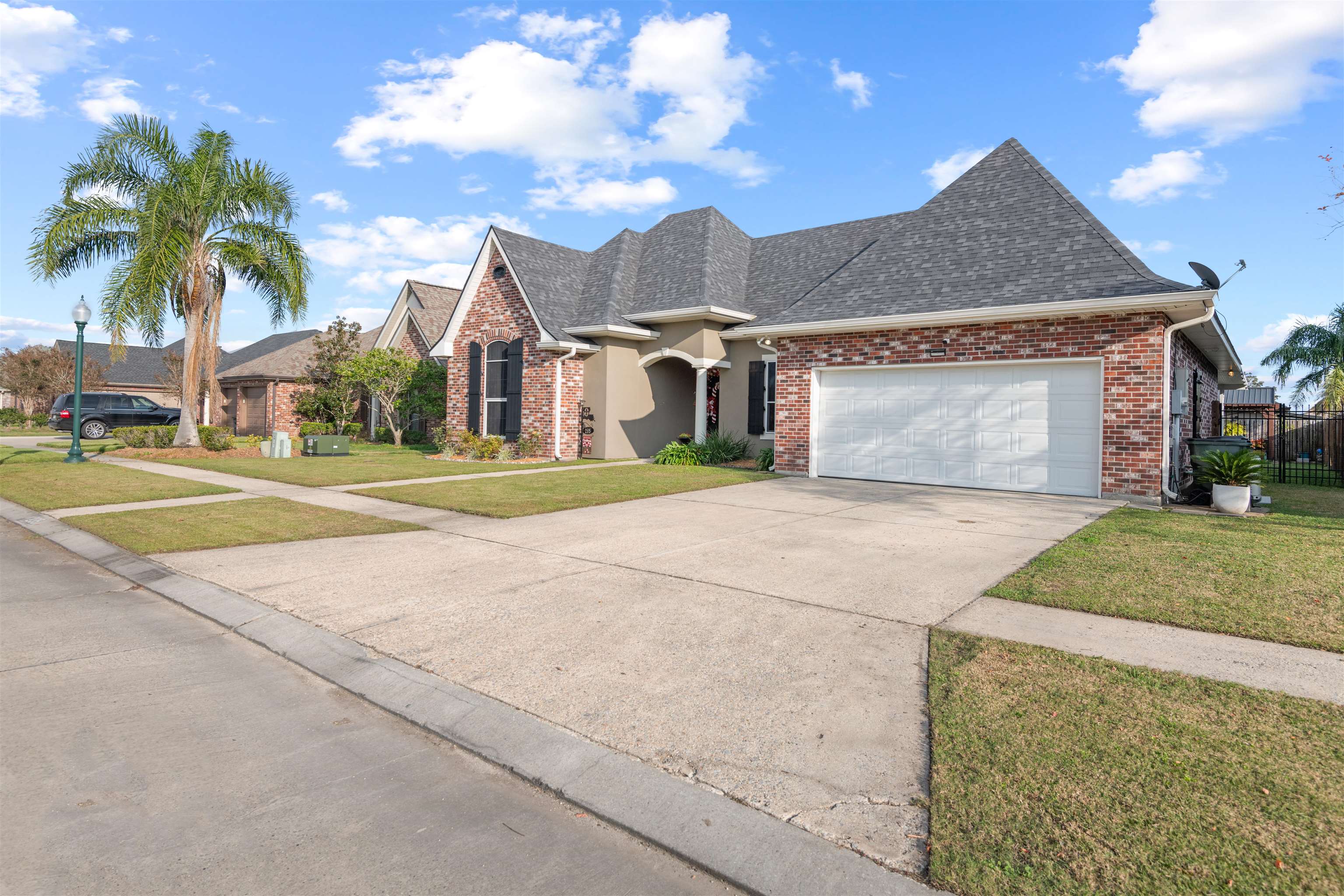 235 Ravensaide Drive, Houma, Louisiana image 35