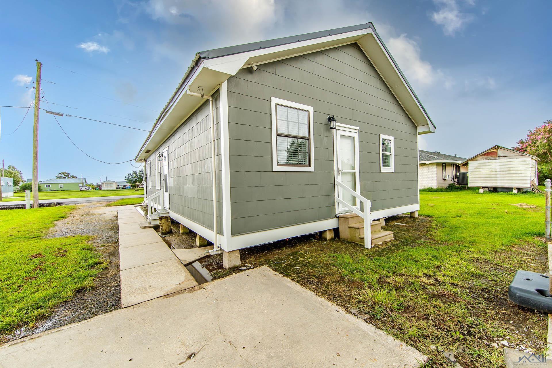 108 West 26th Street, Larose, Louisiana image 4