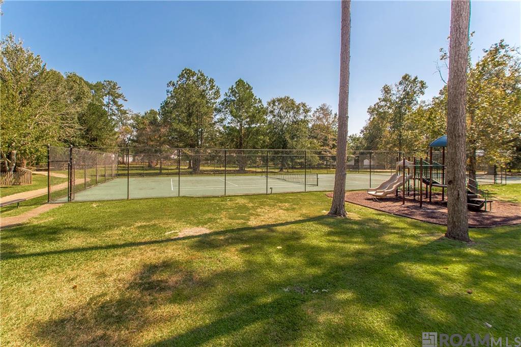 390 Red Maple Drive, Mandeville, Louisiana image 37