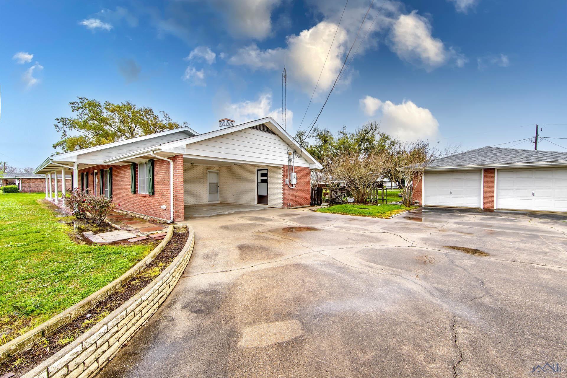 335 New Haven Street, Raceland, Louisiana image 2