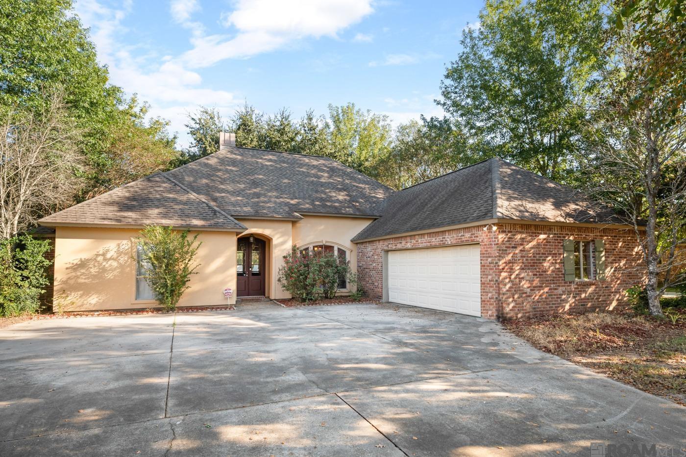 10073 Garden Oaks Ave, Denham Springs, Louisiana image 1