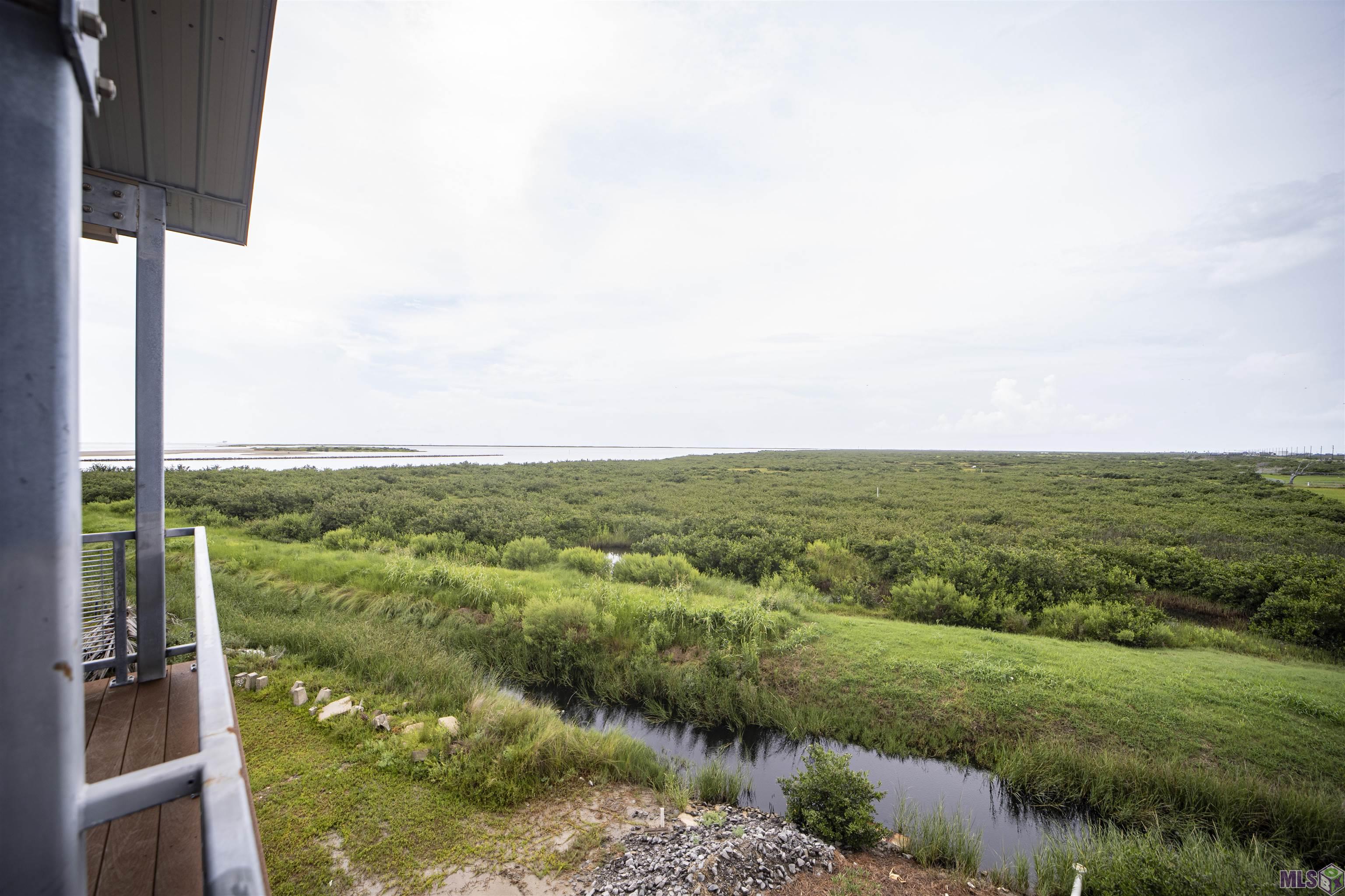 118 Hebert Ln, Grand Isle, Louisiana image 30