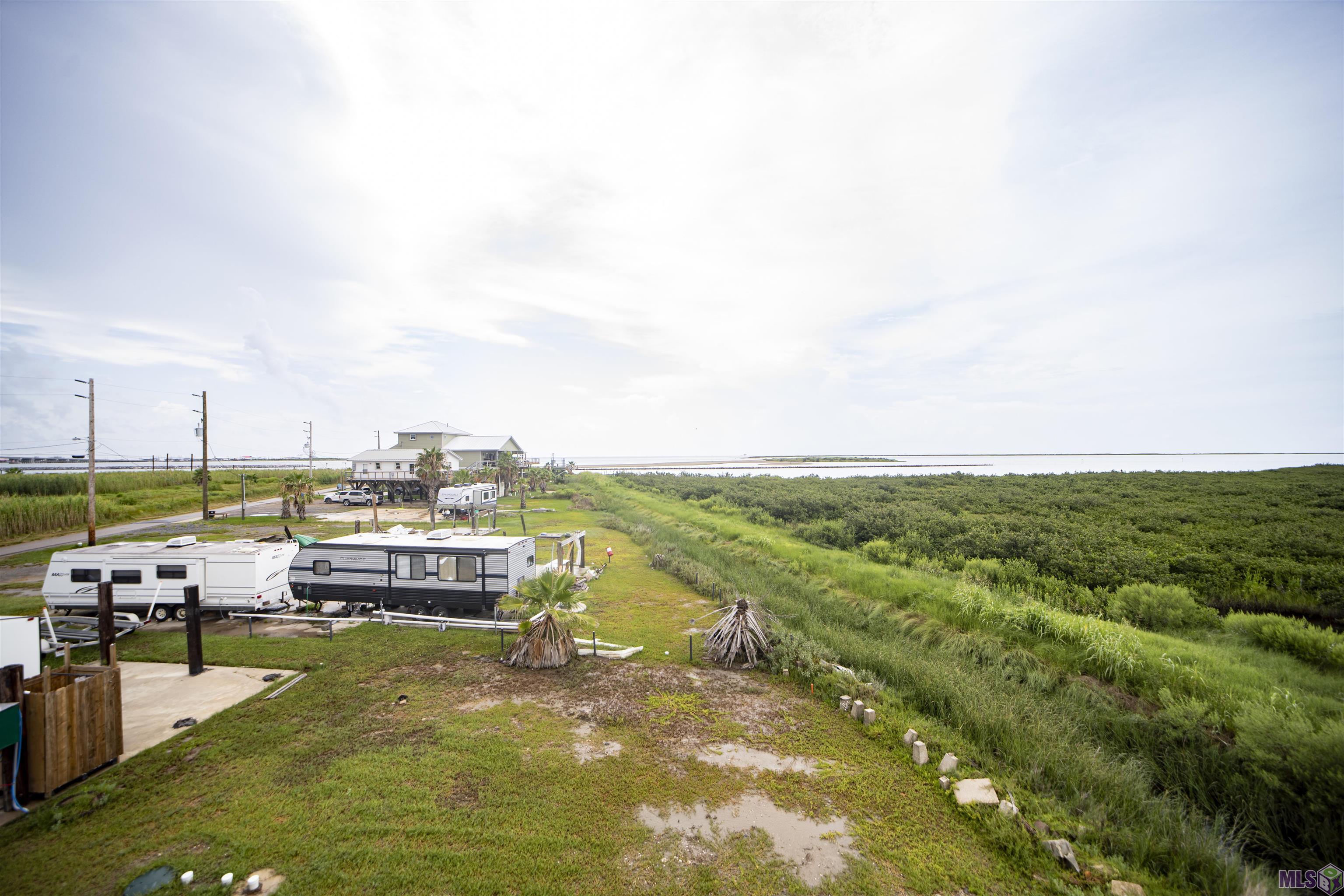 118 Hebert Ln, Grand Isle, Louisiana image 29