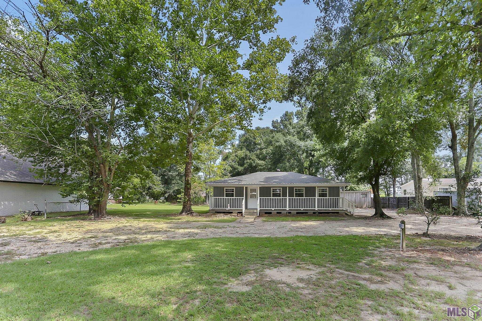 9227 Arleen Ave, Zachary, Louisiana image 1