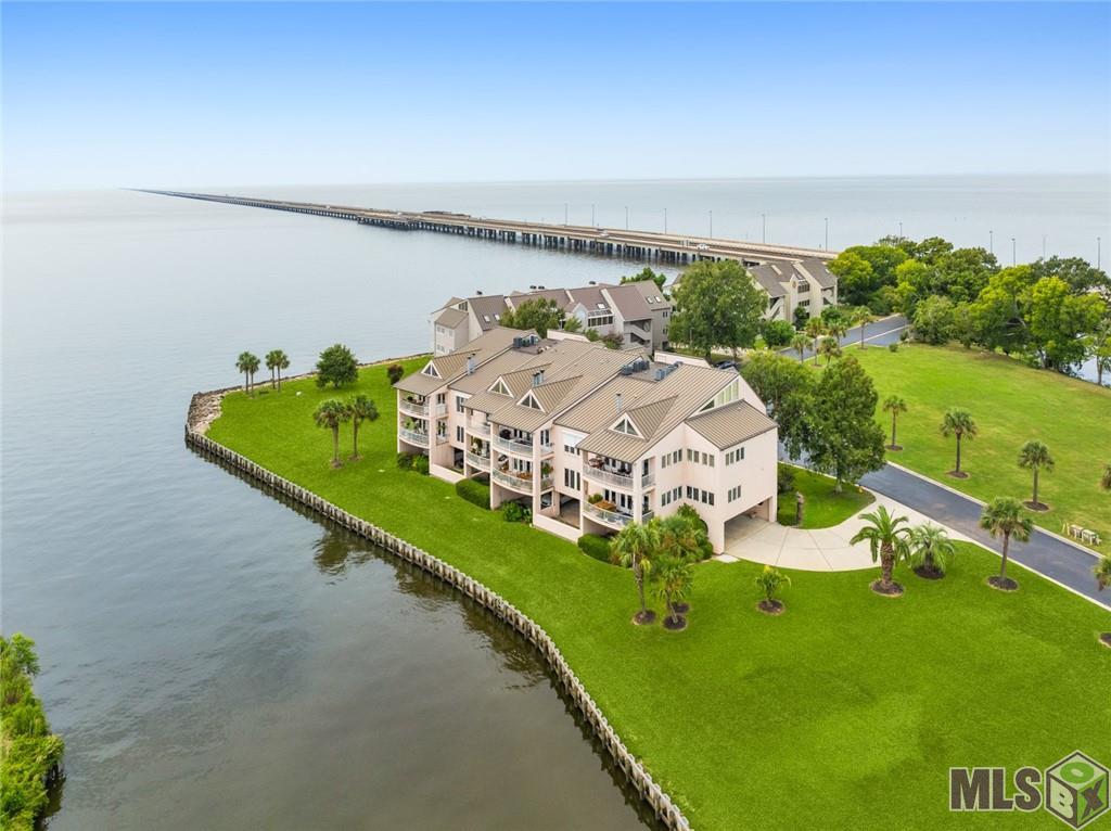 303 Mariners Island Boulevard #303, Mandeville, Louisiana image 2