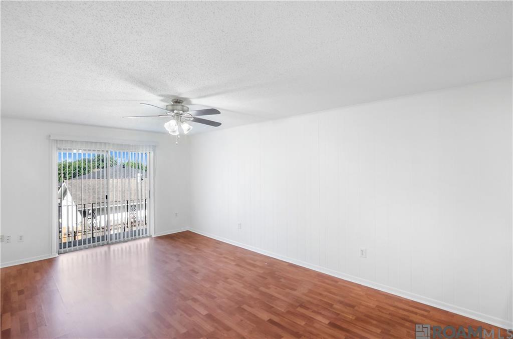 812 Martin Behrman Avenue #M, Metairie, Louisiana image 3