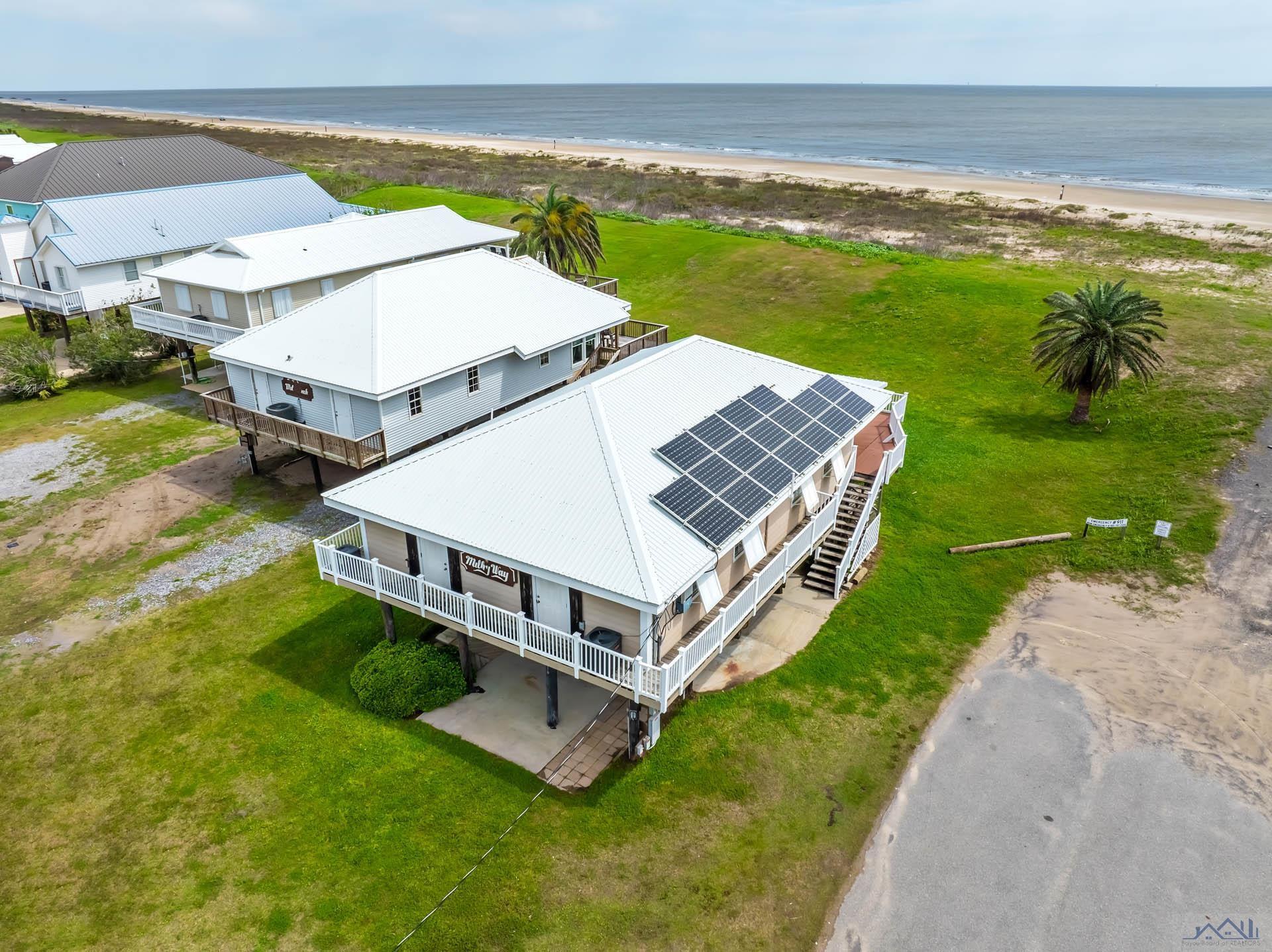 2716 Highway 1, Grand Isle, Louisiana image 1