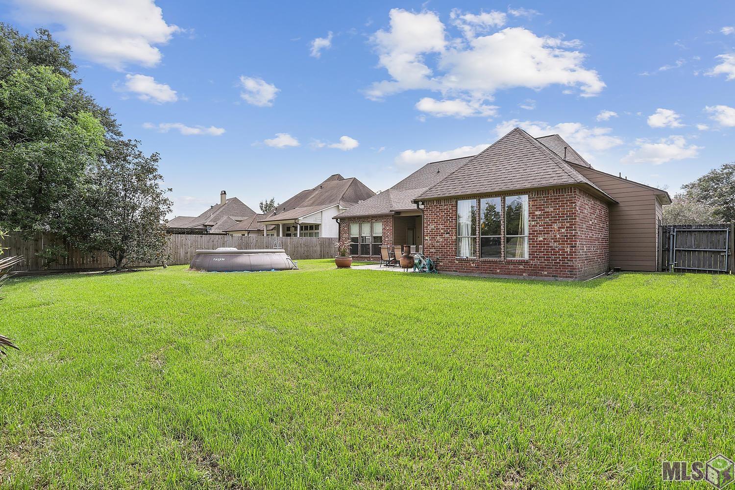 12484 Legacy Hills Dr, Geismar, Louisiana image 3