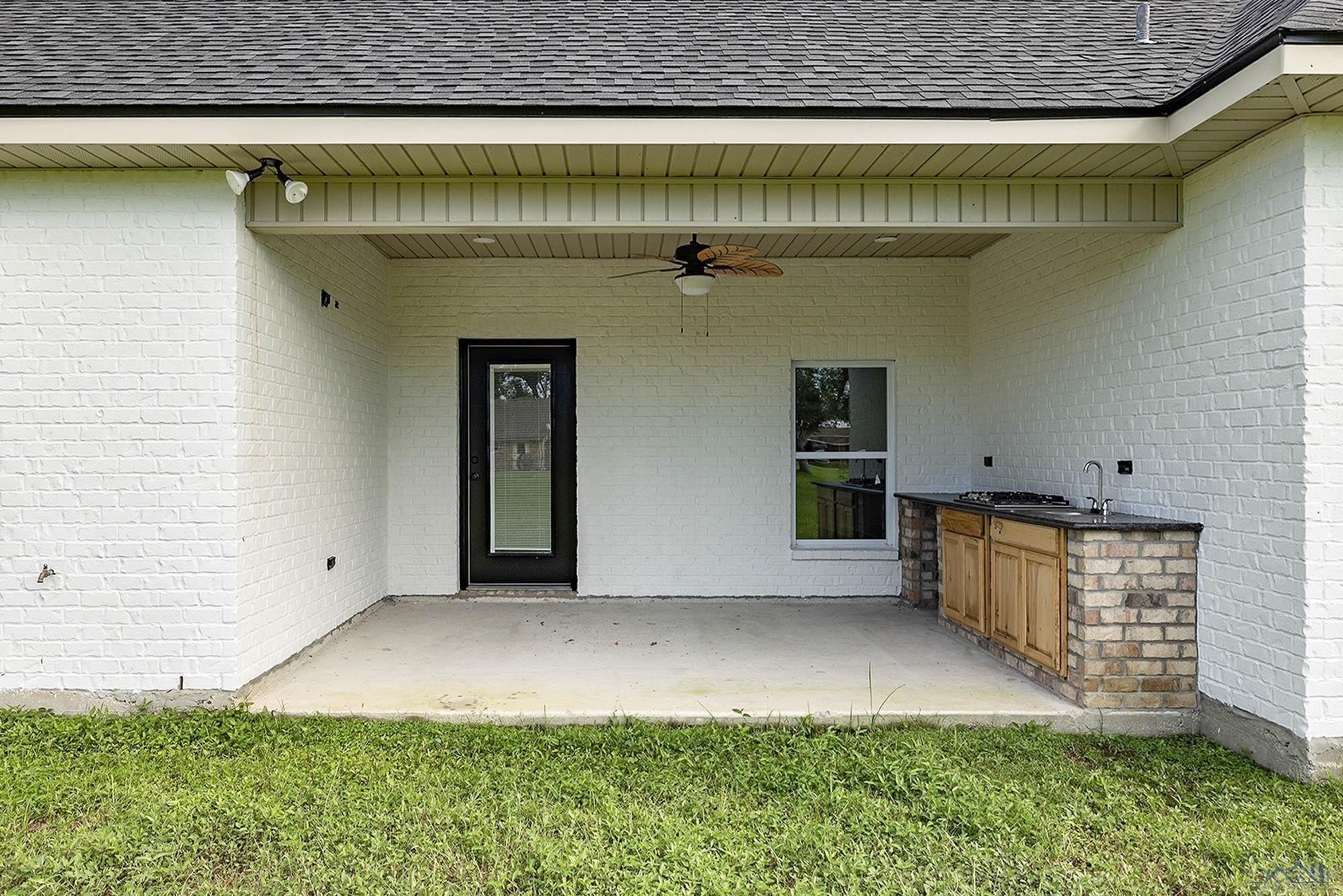 1407 Bayou Gardens Boulevard, Houma, Louisiana image 5