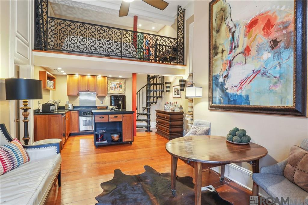 740 Esplanade Avenue #3, New Orleans, Louisiana image 3