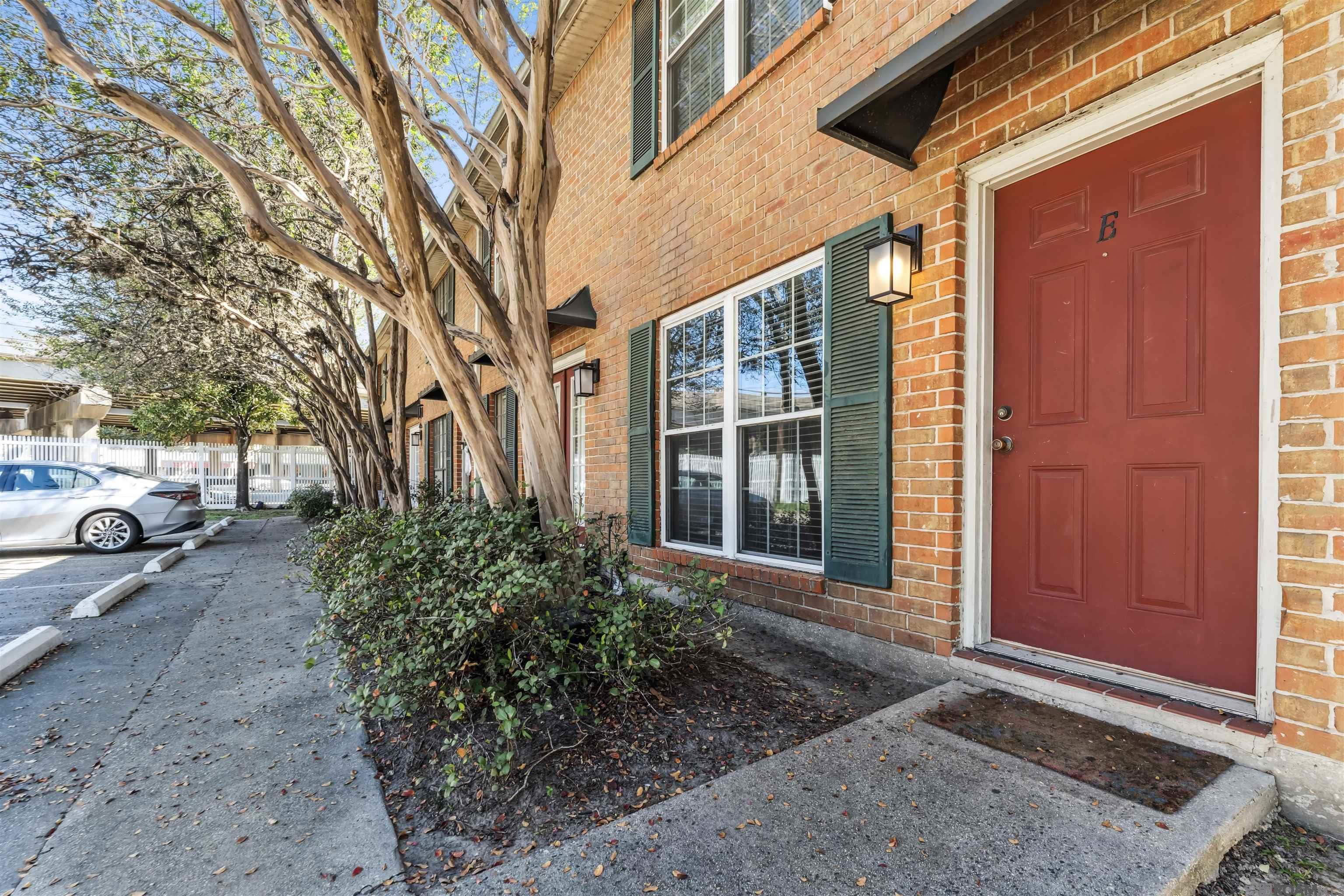 2293 Hollydale Ave #5E, Baton Rouge, Louisiana image 2