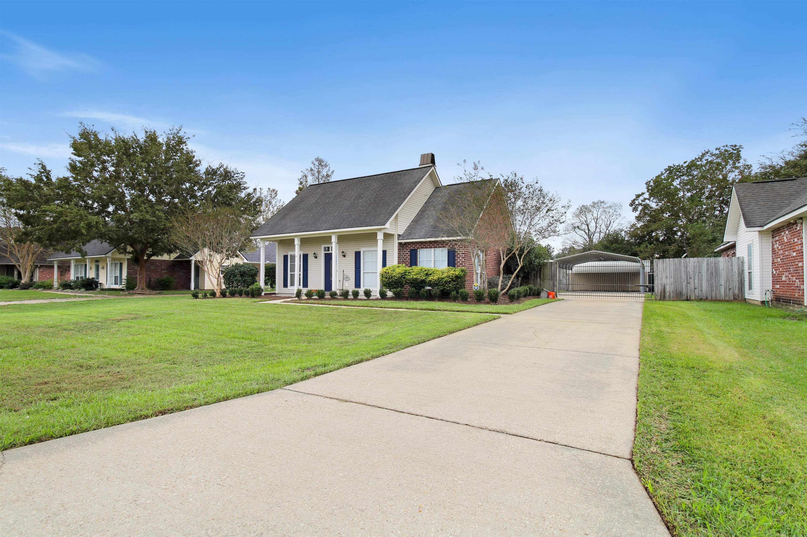 14418 Samantha Dr, Denham Springs, Louisiana image 3