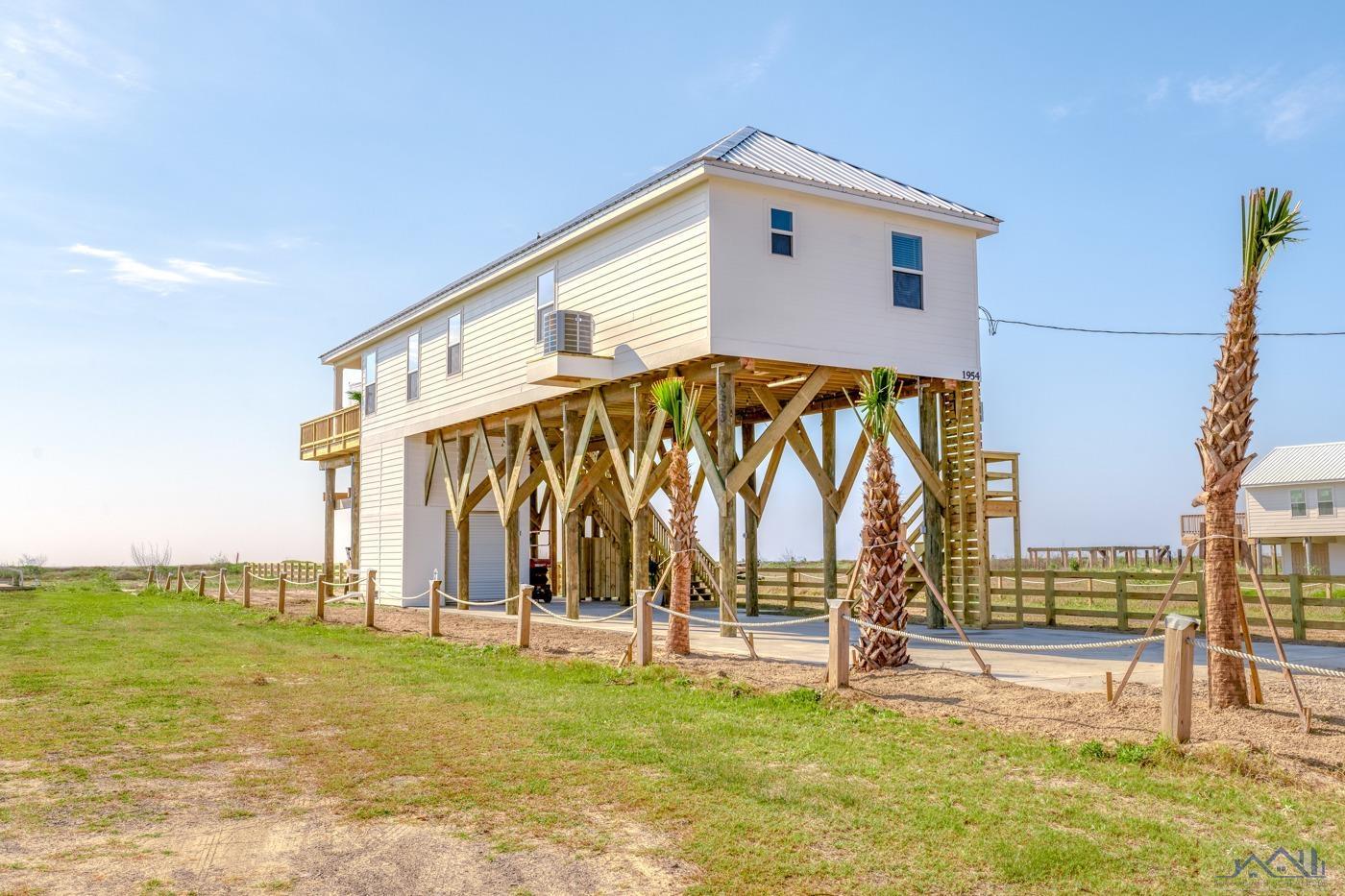 1954 La Hwy 1, Grand Isle, Louisiana image 2