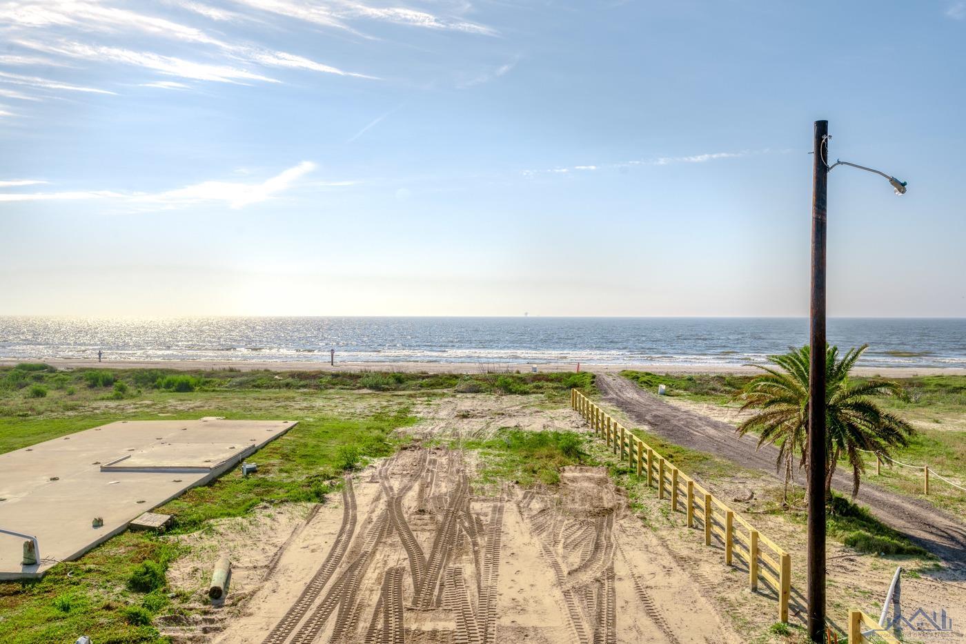 1954 La Hwy 1, Grand Isle, Louisiana image 29